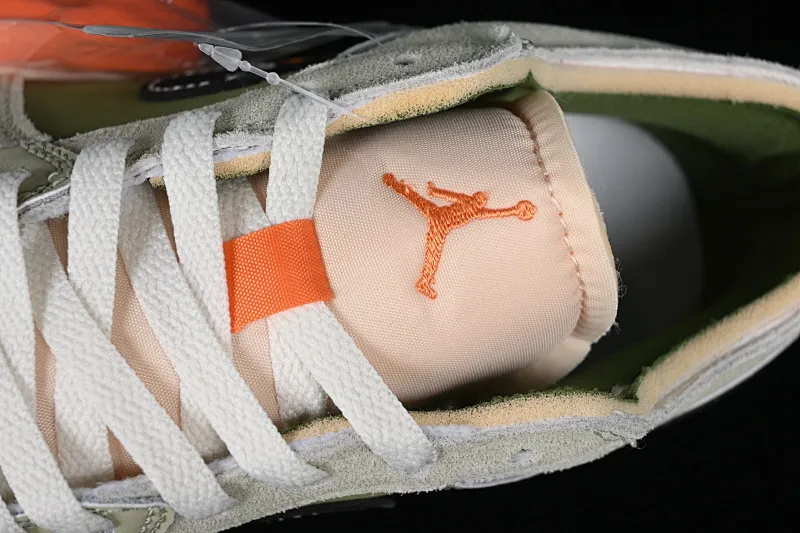 All categories Air Jordan Jordan series basketball shoes Air Jordan 1 Low Z version Air Jordan 1 Low Craft SE "Light Olive" AJ1 Joe 1 military deconstruction style low-top cultural casual sneakers FD6819-300